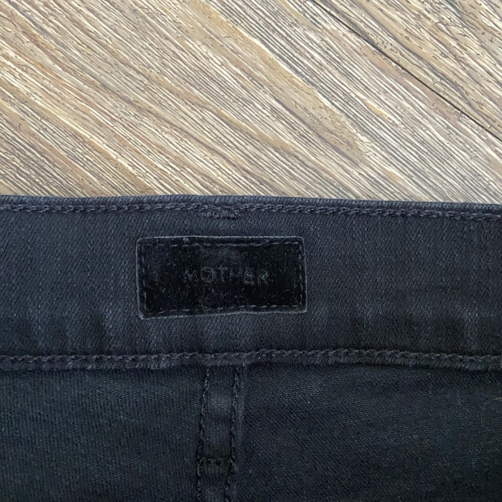 MOTHER Stunner Zip Ankle Step Fray Jeans Women's Size 26 Not Guilty Black Denim - Picture 6 of 10